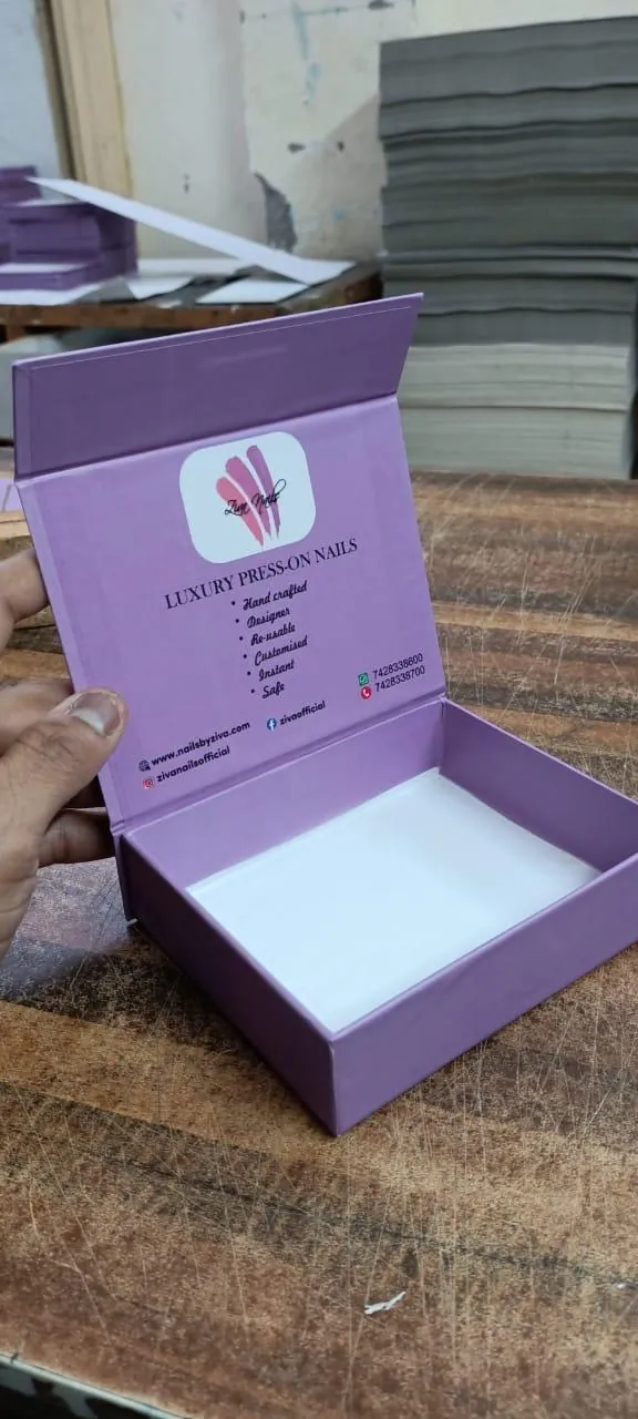 Custom Packaging: Ziva Nails
